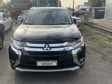 Mitsubishi Outlander 2017 годаfor9 000 000 тг. в Алматы