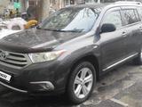 Toyota Highlander 2011 годаfor14 000 000 тг. в Алматы