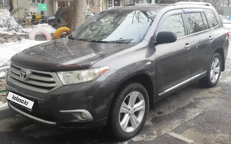 Toyota Highlander 2011 годаfor14 000 000 тг. в Алматы