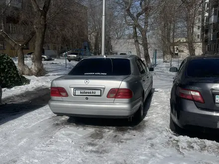 Mercedes-Benz E 280 1996 года за 2 800 000 тг. в Астана