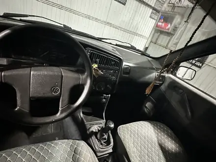 Volkswagen Passat 1993 года за 1 150 000 тг. в Семей – фото 2