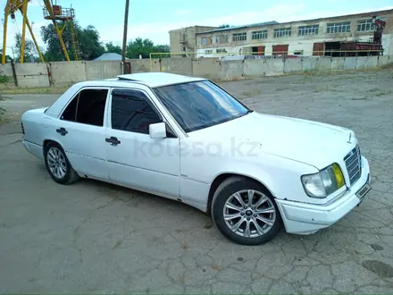 Mercedes-Benz E 280 1993 года за 1 200 000 тг. в Тараз – фото 9