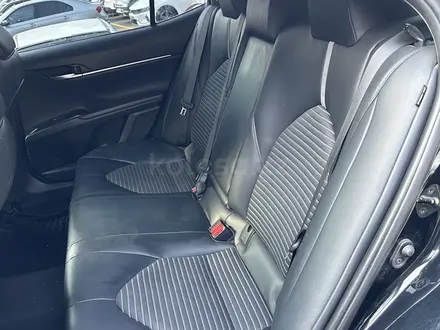Toyota Camry 2019 года за 12 800 000 тг. в Алматы – фото 10