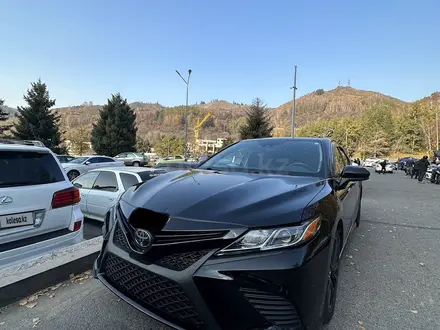 Toyota Camry 2019 года за 12 800 000 тг. в Алматы – фото 5