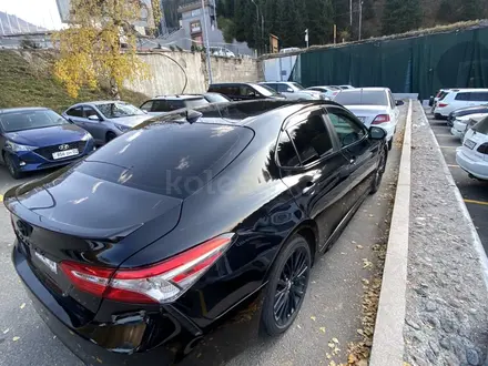 Toyota Camry 2019 года за 12 800 000 тг. в Алматы – фото 9