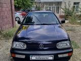 Volkswagen Golf 1995 года за 1 550 000 тг. в Шымкент – фото 2
