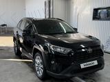 Toyota RAV4 2021 года за 13 800 000 тг. в Туркестан – фото 2