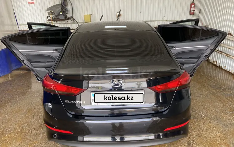 Hyundai Elantra 2018 года за 7 500 000 тг. в Актау