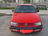 Volkswagen Vento 1994 года за 1 400 000 тг. в Астана – фото 2