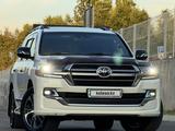 Toyota Land Cruiser 2019 года за 43 000 000 тг. в Алматы – фото 2