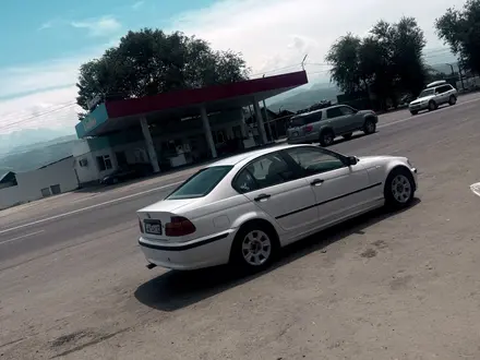 BMW 330 2003 года за 2 500 000 тг. в Алматы – фото 3