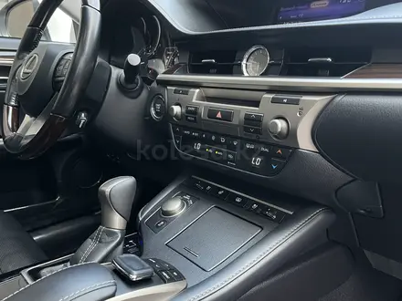 Lexus ES 250 2018 года за 17 000 000 тг. в Павлодар – фото 21