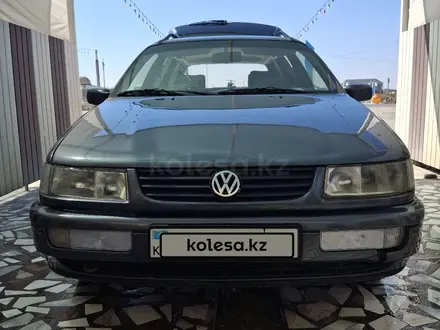 Volkswagen Passat 1995 года за 1 800 000 тг. в Кызылорда – фото 4