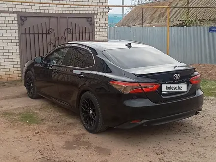 Toyota Camry 2019 года за 11 000 000 тг. в Уральск