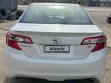 Toyota Camry 2014 года за 4 700 000 тг. в Атырау – фото 2