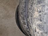 Покрышка б/у от Хайландера за 80 000 тг. в Атырау – фото 5