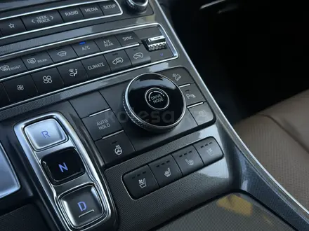 Hyundai Santa Fe 2023 года за 15 850 000 тг. в Актобе – фото 31
