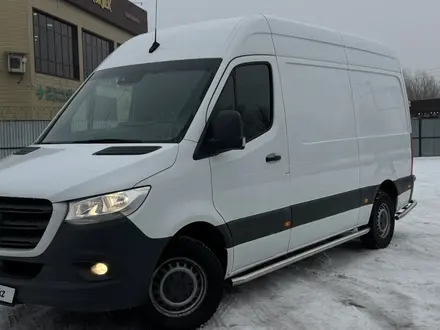 Mercedes-Benz Sprinter 2019 года за 18 800 000 тг. в Алматы – фото 2