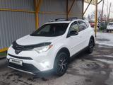 Toyota RAV4 2017 года за 13 500 000 тг. в Алматы – фото 3