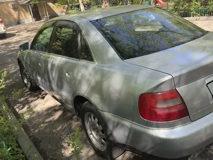 Audi A4 1996 года за 1 800 000 тг. в Алматы – фото 5