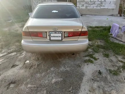 Toyota Camry 2001 года за 2 200 000 тг. в Алматы – фото 2