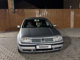 Volkswagen Golf 2001 годаүшін2 300 000 тг. в Астана – фото 2