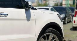 Ford Explorer 2018 года за 13 200 000 тг. в Алматы – фото 3