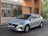 Hyundai Accent 2021 года за 7 100 000 тг. в Астана – фото 2