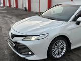 Toyota Camry 2018 годаfor13 700 000 тг. в Алматы – фото 3