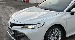 Toyota Camry 2018 годаүшін13 700 000 тг. в Алматы – фото 3