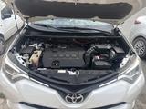 Toyota RAV4 2018 года за 11 500 000 тг. в Актау – фото 5