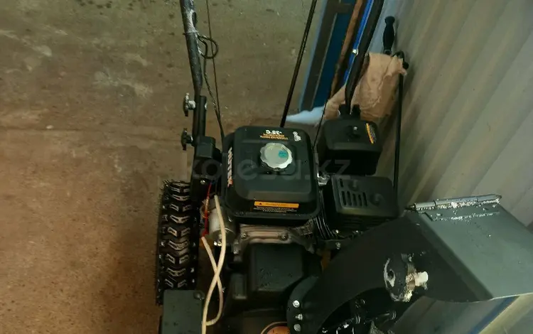 Снегоуборщика в отличном… за 165 000 тг. в Уральск