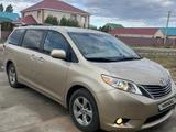 Toyota Sienna 2012 года за 11 500 000 тг. в Актобе – фото 4