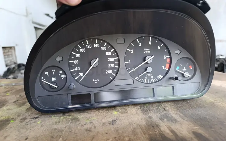 Приборная панель BMW X5 E53 бензин за 30 000 тг. в Караганда