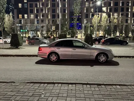 Mercedes-Benz E 320 2003 года за 6 600 000 тг. в Астана – фото 7