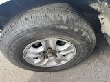 Toyota Land Cruiser 2006 годаүшін10 700 000 тг. в Щучинск – фото 2