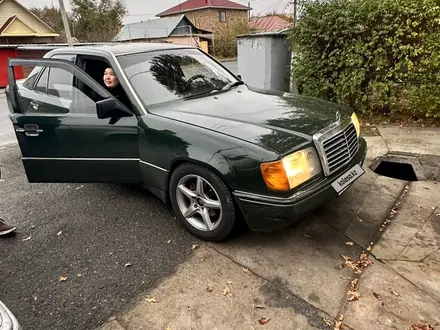 Mercedes-Benz E 230 1991 года за 1 600 000 тг. в Талдыкорган – фото 2