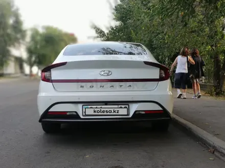 Hyundai Sonata 2021 года за 9 900 000 тг. в Алматы – фото 7