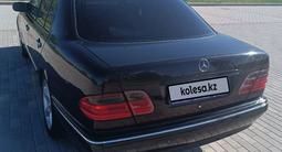 Mercedes-Benz E 280 2001 годаүшін4 500 000 тг. в Астана – фото 5