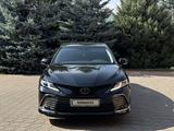 Toyota Camry 2023 годаүшін17 200 000 тг. в Алматы