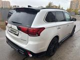 Mitsubishi Outlander 2022 годаүшін11 500 000 тг. в Кокшетау – фото 3