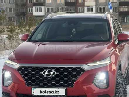 Hyundai Santa Fe 2020 года за 14 800 000 тг. в Караганда