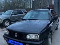 Volkswagen Golf 1996 года за 2 300 000 тг. в Астана