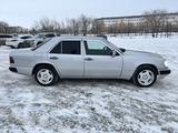 Mercedes-Benz E 300 1990 года за 1 900 000 тг. в Уральск – фото 2