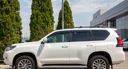 Toyota Land Cruiser Prado Luxe 2018 года за 28 300 000 тг. в Алматы – фото 4