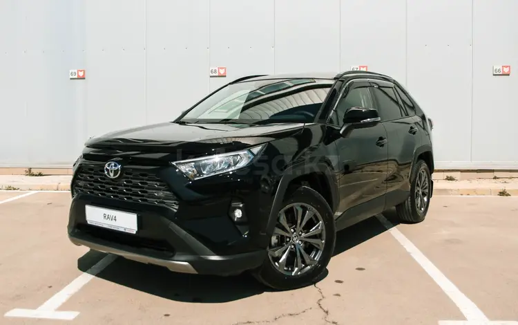 Toyota RAV4 Prestige 2023 года за 18 500 000 тг. в Актау