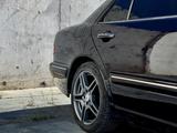 Mercedes-Benz E 320 2002 годаүшін5 000 000 тг. в Алматы – фото 4