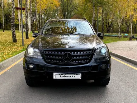 Mercedes-Benz ML 500 2007 года за 5 500 000 тг. в Алматы – фото 4