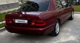 Mercedes-Benz E 240 1998 года за 2 300 000 тг. в Шымкент – фото 5