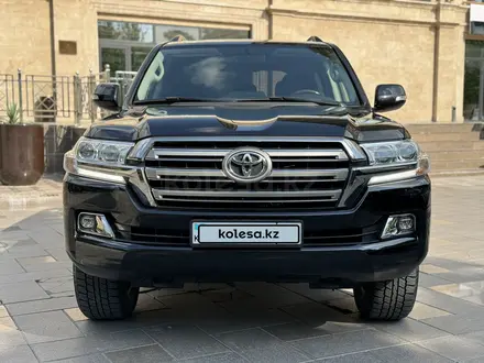 Toyota Land Cruiser 2020 года за 35 000 000 тг. в Шымкент